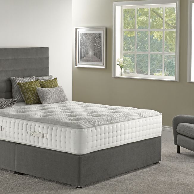 Luxury Collection Swan Beds Cork